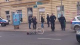 Wypadek przy pl. Lotników. Samochód potrącił rowerzystę