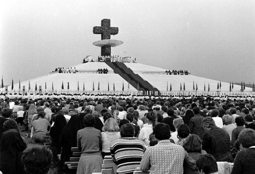 Jan Paweł II w Katowicach na Muchowcu 20 czerwca 1983 r.