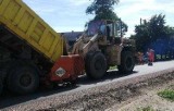 Nowy asfalt położono w gminie Poddębice. Tym razem w Niemysłowie ZDJĘCIA