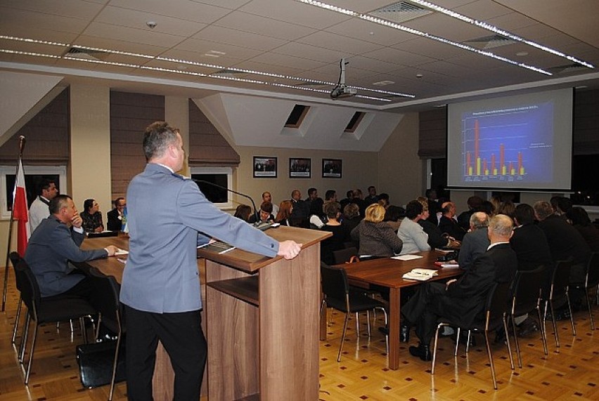 Debata społeczna o przemocy w rodzinie w Brzozowie