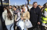 Raport: Większość uchodźców z Ukrainy mieszka w Polsce na własny koszt
