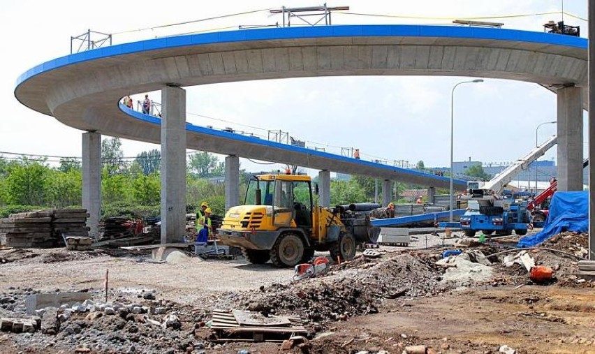 Kraków: budowa linii szybkiego tramwaju Lipska-Wielicka na finiszu [ZDJĘCIA]