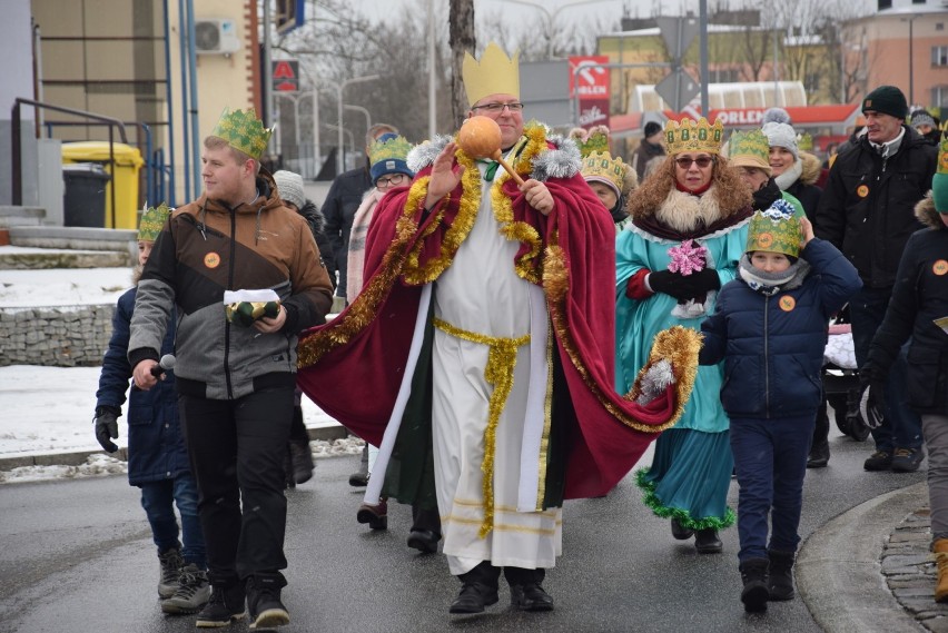 Orszak Trzech Króli 2019 w Kędzierzynie-Koźlu. Rozpoznajecie się w tłumie kolędników? 