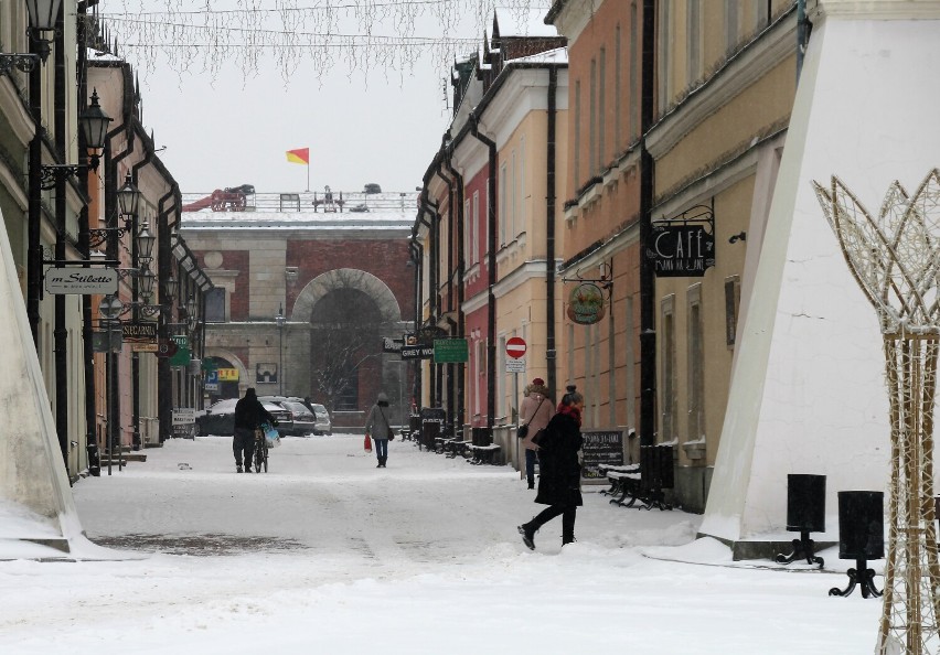 Zamojskie Stare Miasto tuż przed Wigilią