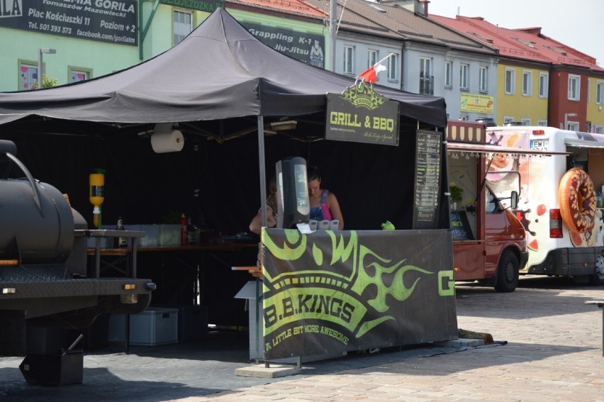 Burgery, ciabatty, kołacze już czekają. Food trucki...