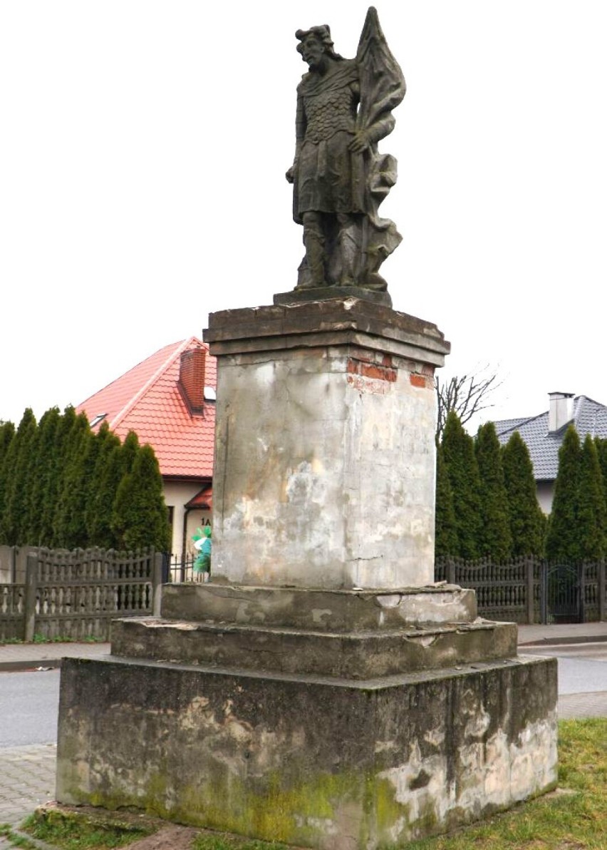Drugi święty Florian we Włoszczowie jak nowy. Zabytkowy pomnik odzyskał blask. Zobaczcie zdjęcia