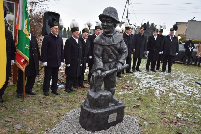 Odsłonięcie rzeźby Gwarka w Reptach Śląskich