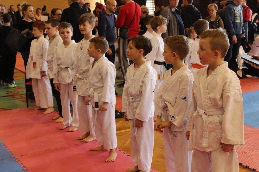Wielkie sukcesy młodych karateków z Szamotuł [ZDJĘCIA]