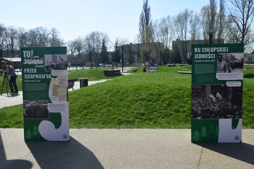 40. rocznica powstania rolniczej "Solidarności". W Nowym Dworze Gdańskim otwarto wystawę IPN