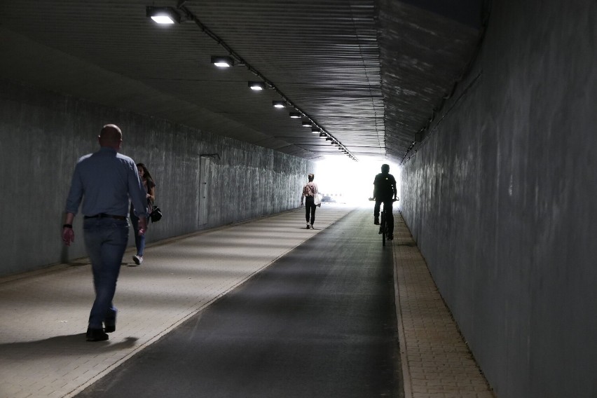 Remont tunelu przy Dworcu Zachodnim. "Droga rowerowa jest już przejezdna"