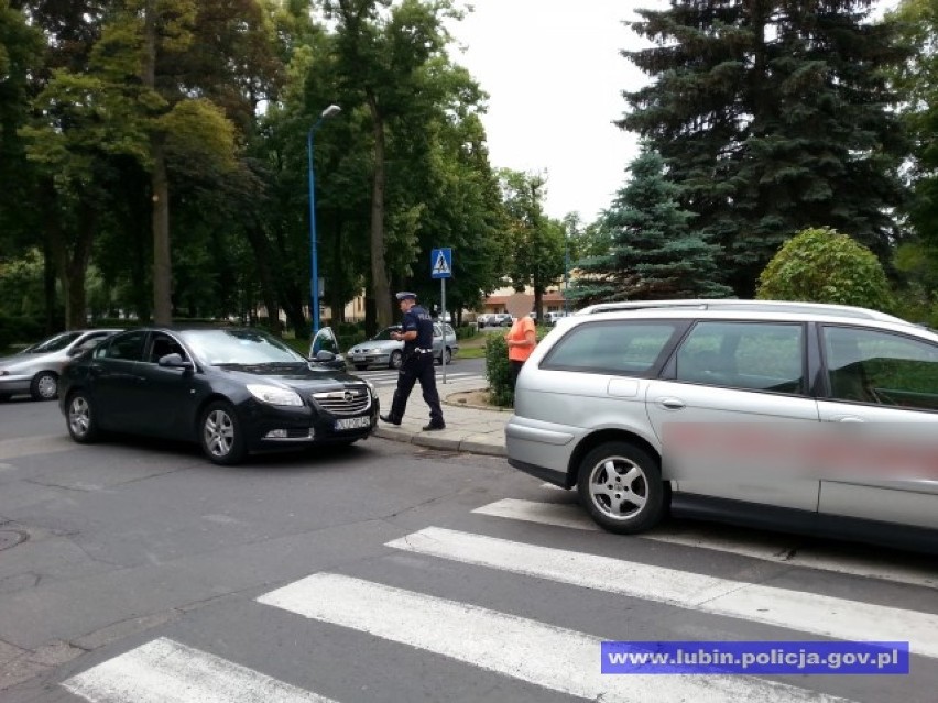 Policja Lubin: Zaparkowała na pasach, dostała mandat