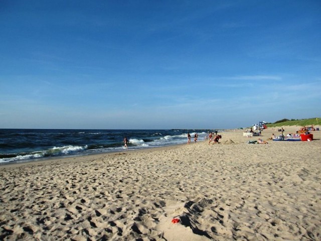 Praktycznie puste plaże w Darłówku.