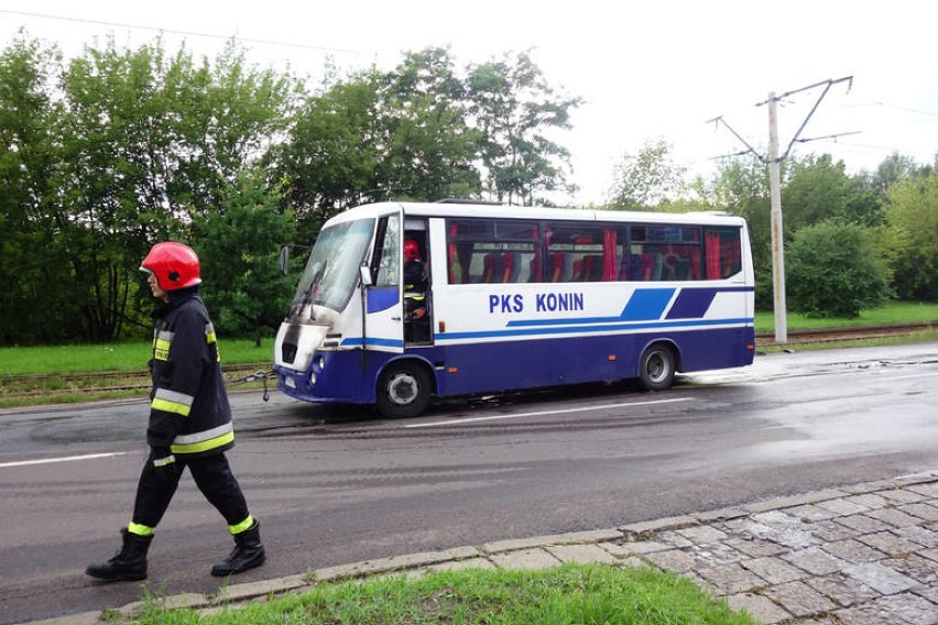 Pożar autobusu PKS Konin na ul. Zgierskiej w Łodzi, 31 lipca...