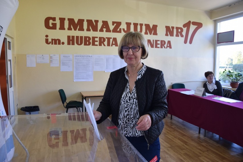 Wybory parlamentarne 2019: W Częstochowie i w regionie frekwencja wyższa niż cztery lata temu [ZDJĘCIA]