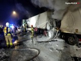 Tragiczny wypadek na autostradzie A1 obok Częstochowy. Po zderzeniu pięciu ciężarówek droga była całkowicie zablokowana! AKTUALIZACJA