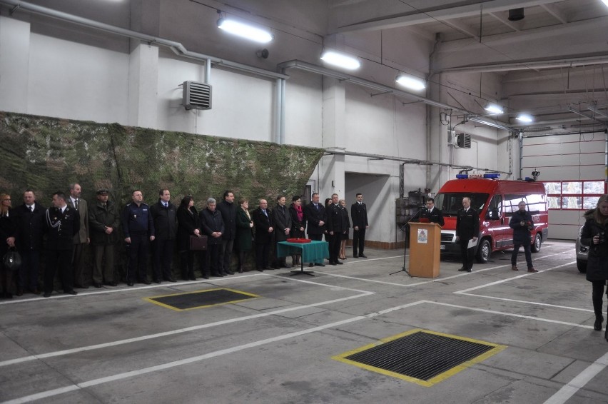 Strażacy z Opoczna podsumowali 2019 rok. Nowe wozy strażackie dla komendy w Opocznie oraz OSP [zdjęcia]