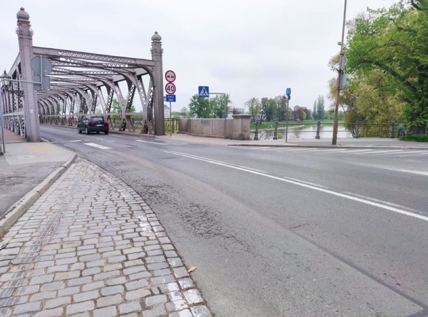 Remont drogi krajowej nr 39 w Brzegu.