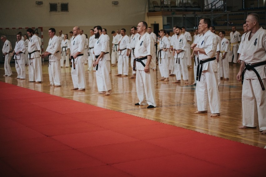 Ponad 120 karateków szlifowało formę w Limanowej [ZDJĘCIA] 