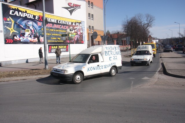 Kierowcom w proteście w marcu 2011 r udało się wywalczyć jedynie doraźne remonty na tzw. berlince z Chojnic do Czerska