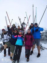 Skierniewiczanie na Babiej Górze. Skierniewicki Klub Zimorodka zdobył szczyt ZDJĘCIA