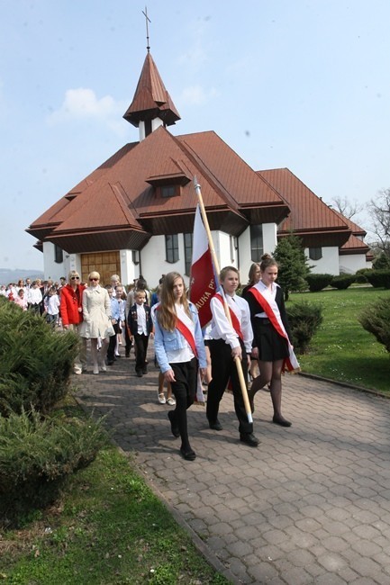 Szkoła podstawowa nr 6 w Nowym Sączu fetowała 105. urodziny [ZDJĘCIA]