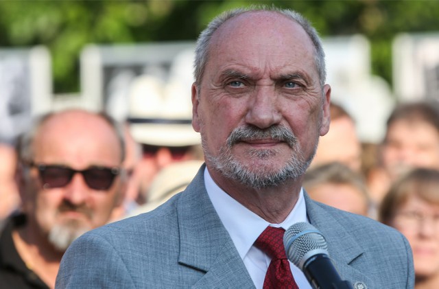 Antoni Macierewicz, nr 1 w Piotrkowie Trybunalskim