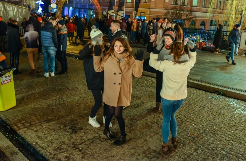 W ubiegłym roku zabawa sylwestrowa odbyła się na ul....