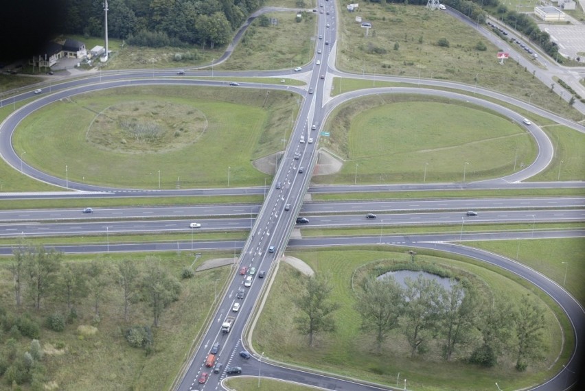 Gdynia chcę sprzedać ziemię na Osowej. Mieszkańcy bronią drzew przy ul. Sarniej