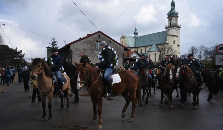 Wielkanocna procesja konna w Żernicy i w Ostropie 2018