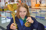 Zawody pływackie w Lęborku. Martyna Piepiórka z Tropsa Kartuzy z dwoma medalami