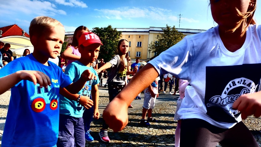 Fair Play Dance Studio na Rynku Kościuszki zapraszali małe...