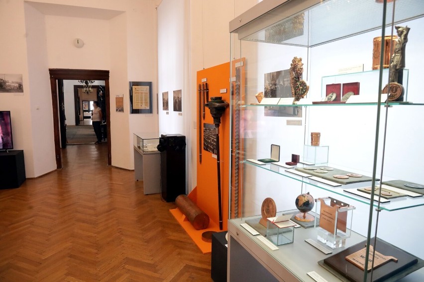 Legnica: Siedem dekad Huty Miedzi "Legnica" to nowa wystawa w Muzeum Miedzi, zdjęcia