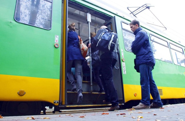 Dotychczas przez Sołacz jeździły tylko stare tramwaje, do których niełatwo się wchodzi