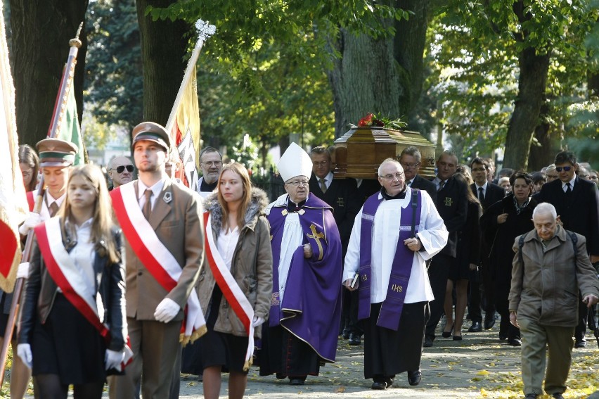 Pogrzeb Grzegorza Królikiewicza w Łodzi [ZDJĘCIA,SYLWETKA]