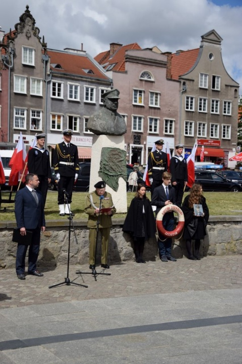 Nie zapomnieli kapitana, który nie chciał wpuścić Schleswig-Holsteina do Gdańska [ZDJĘCIA]