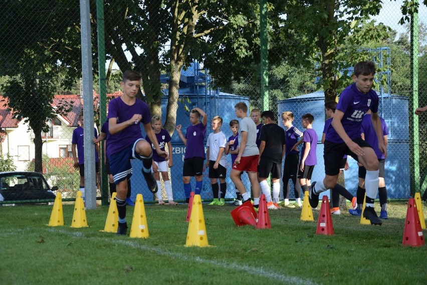 Koledzy Kajtka z Akademii Piłkarskiej Macieja Murawskiego na...