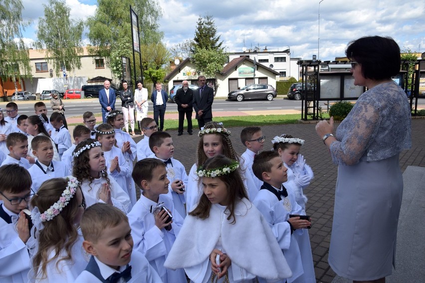Komunia 2019 w Chodzieży: Uroczystość w parafii pw. Nawiedzenia Najświętszej Marii Panny (FOTO)
