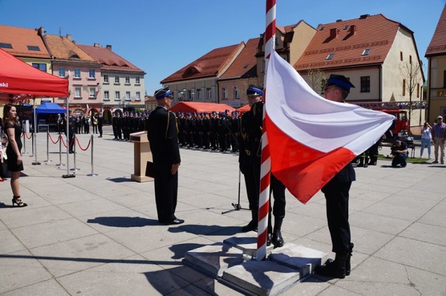 Strażacy świętowali na wodzisławskim rynku