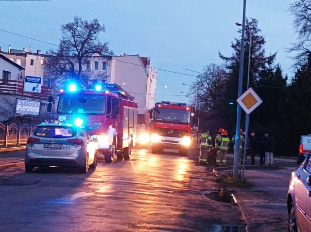 Do uszkodzenia zaworu doszło przy ul. Czerwonego Krzyża w Żarach