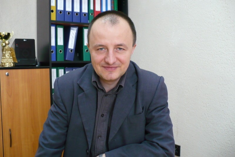 Dyrektor Gimnazjum nr 1 w Nowej Soli, Paweł Juckiewicz.