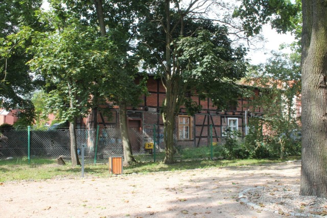 W ramach wymiany gmina ma przekazać samorządowi województwa działkę na terenie Bastionu Menniczego przy Woli Zamkowej.