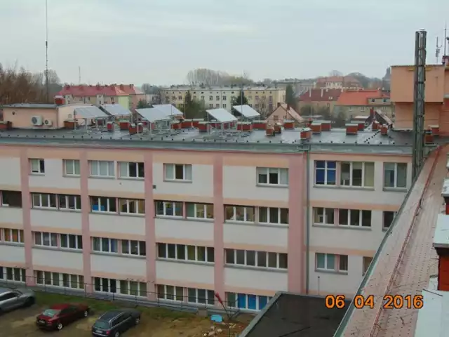 Szpital powiatowy przy ul. Marii Skłodowskiej-Curie 26 w Głubczycach.
