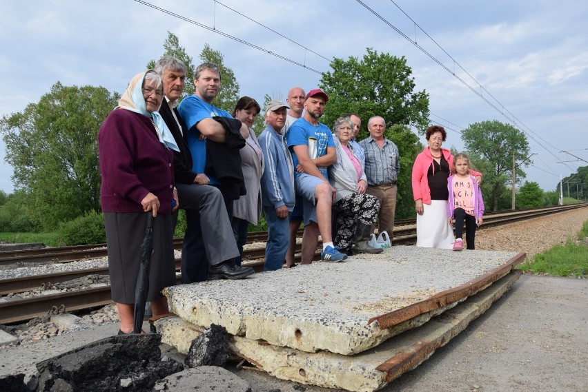 Oświęcim. Zielone światło dla przejścia przez torowisko