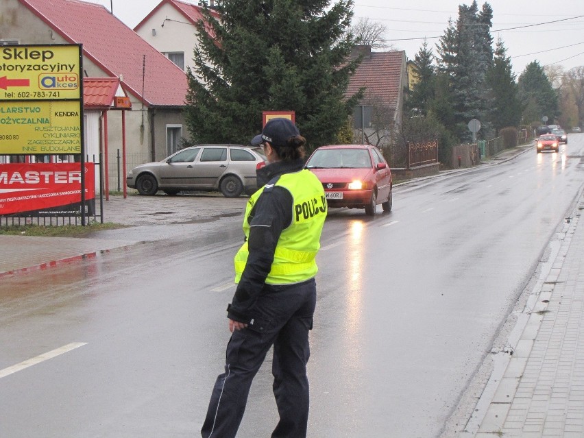 Policja w Pruszczu kontrolowała kierowców na drogach