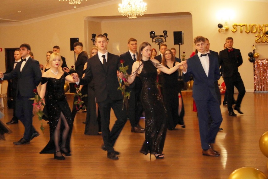 Bal zorganizowano w piątek, 12 stycznia w Kaczycach