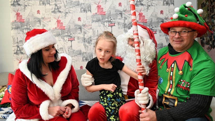 Wizyta św. Mikołaja w przedszkolu Dalej Razem w Żaganiu