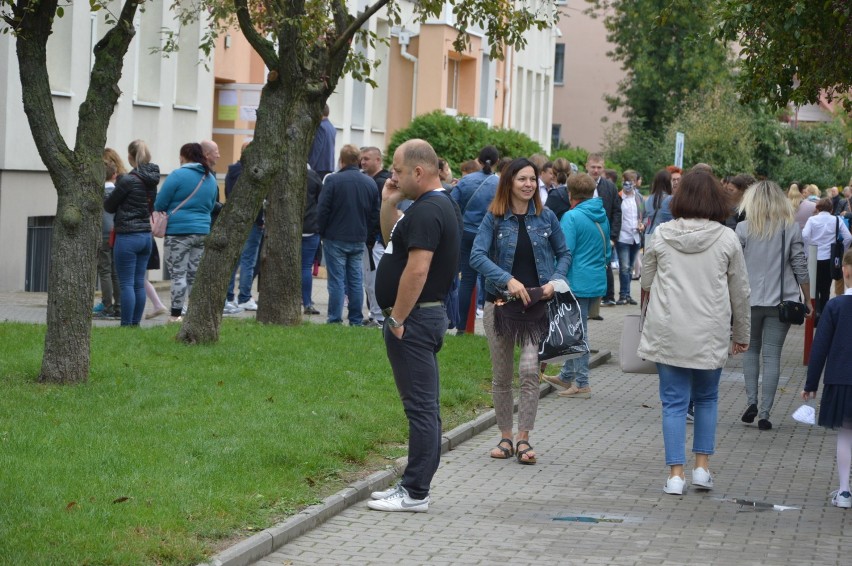 Rozpoczęcie roku szkolnego w ZSSO nr 5 w Skierniewicach. Ślubowanie pierwszych klas [ZDJĘCIA]