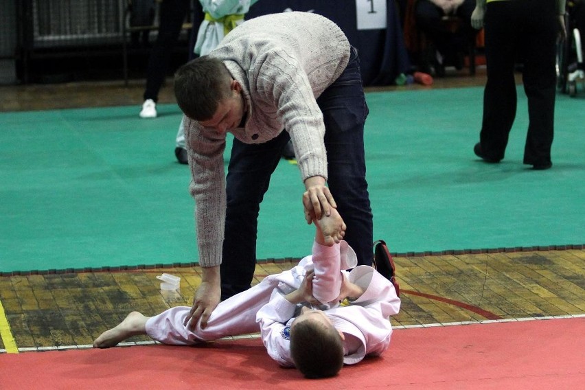 Częstochowa: Mistrzostwa Polski w Teakwondo. Walczą kadetki, juniorki i seniorki [ZDJĘCIA]