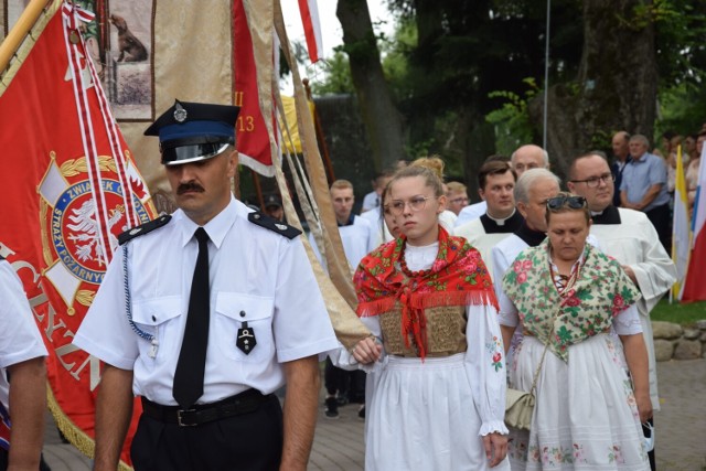 Odpust św. Anny w parafii w Korczewie. W niedzielę, 25 lipca, w Korczewie w gminie Zduńska Wola odbywały się uroczystości ku czci patronki parafii św. Anny.