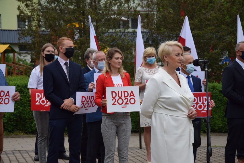 Minister, senator i starosta namawiali do głosowania na Andrzeja Dudę. W akcję włączyli się też "zwykli" mieszkańcy 